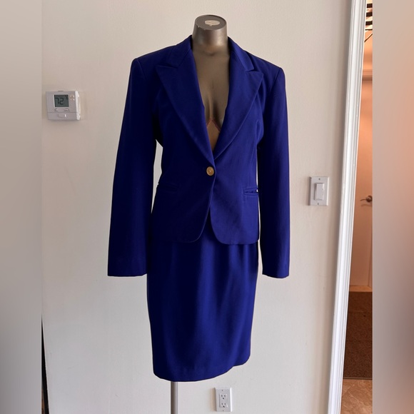 Liz Claiborne suit